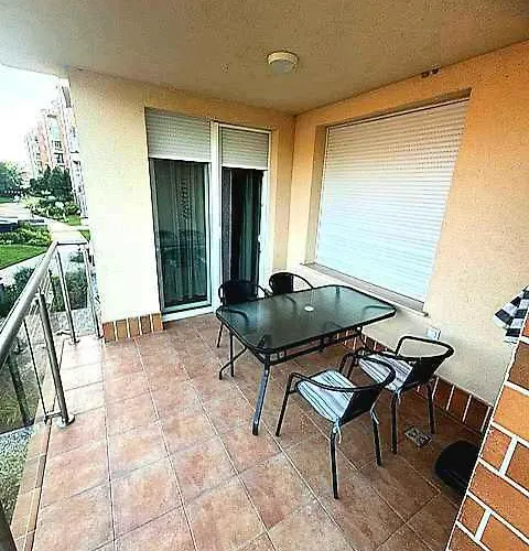 In - Balaton 54365 דירה